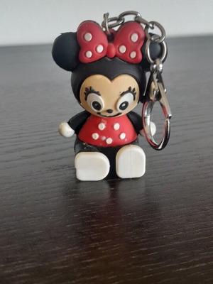 Minnie Mouse keychain with phone stand feature