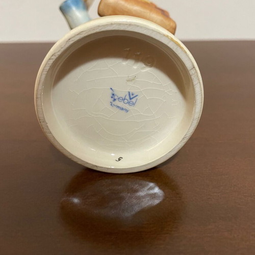 Hummel Goebel Vintage Postman Porcelain Figurine new