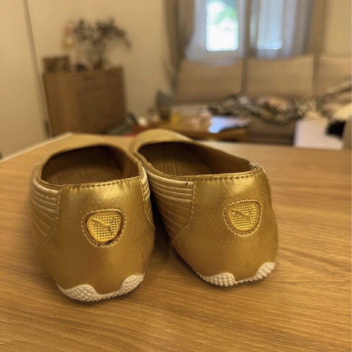 Puma gold vintage ballet flats Y2K UK 6 EU 39