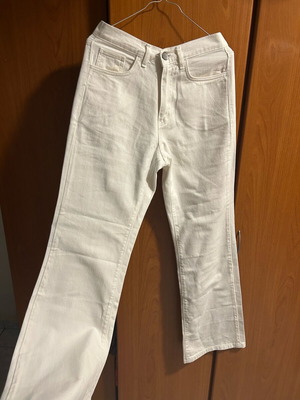 Women's white flare jeans Sac & Co new, size L