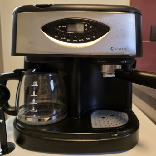 Coffee machine 2 in 1 for espresso and filter coffee