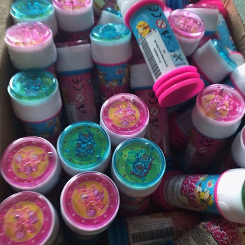 Bubble Kidz bubbles with toy cap new, ideal for parties and favors