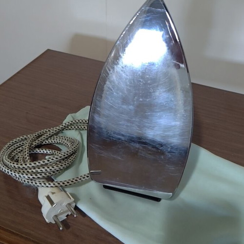 AEG Electric Iron Perfect L 1200 Watt used