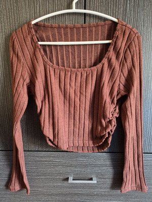 Shein acrylic top like new, brown, size L