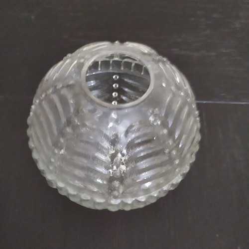 Decorative glass vase like new, height 22 cm, perimeter 67 cm