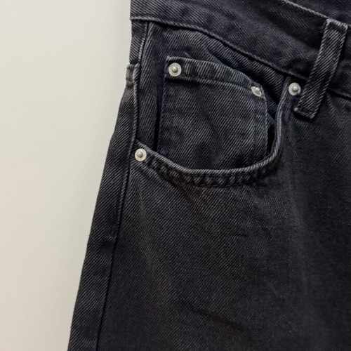 Pull & Bear Jean 3/4 like new, size L