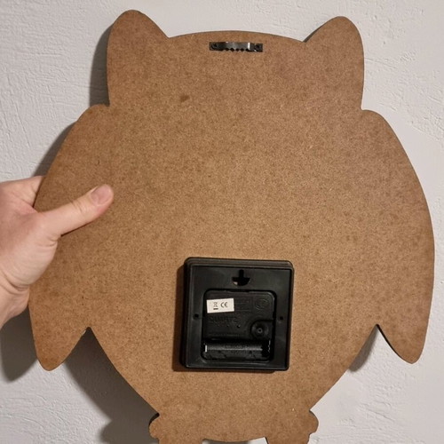 Analog wall clock owl like new
