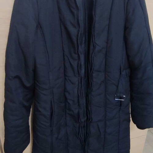 Long jacket like new, size L, black with belt and lining