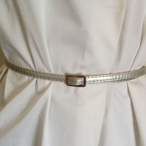 Children's adjustable silver belt like new