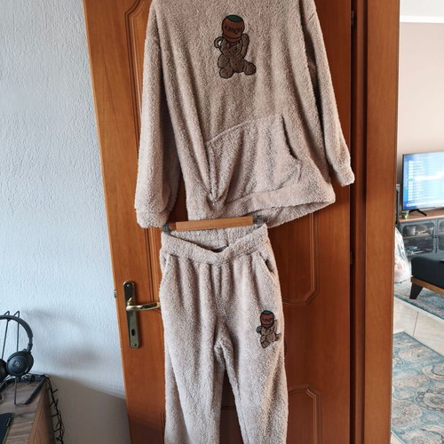 Fuzzy tracksuit set like new, beige and brown