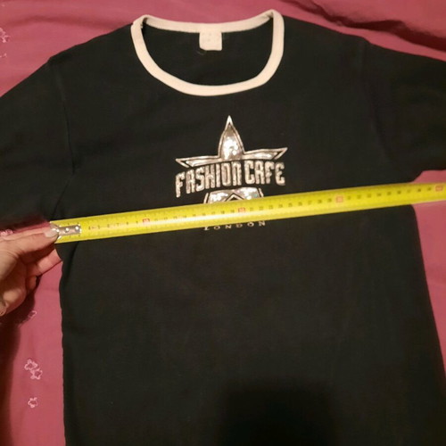Vintage 90s Fashion Cafe London Collectible T-Shirt (Size S)