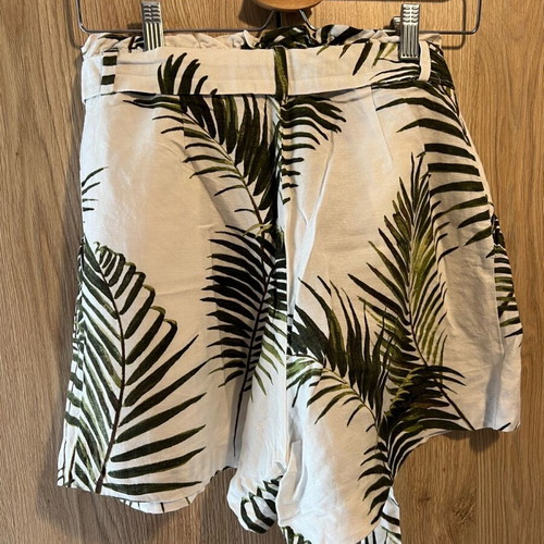 H&M women's shorts like new