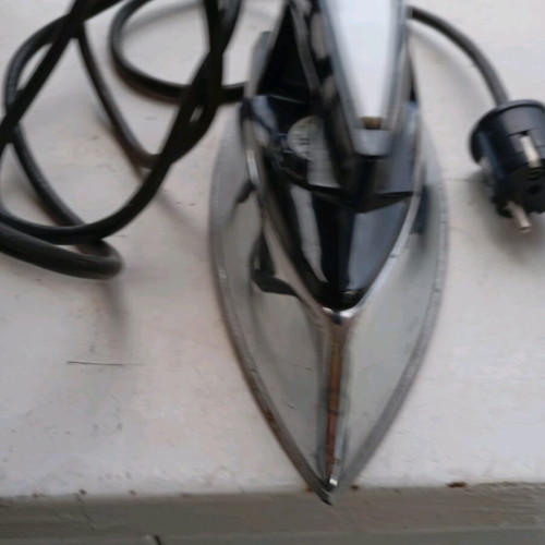 Vintage electric iron 70s used, East Germany