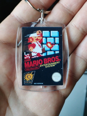 Super Mario Bros NES μπρελόκ καινούργιο από ακρυλικό