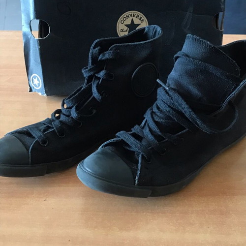 Branded men's shoes like new