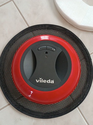 Vileda electronic vacuum cleaner with charger and 12 cloths