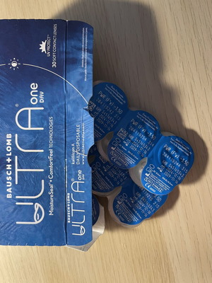 Φακοί επαφής Bausch+Lomb Ultra καινούργιοι, -3.5 μυωπίας, 28 ημερήσιοι
