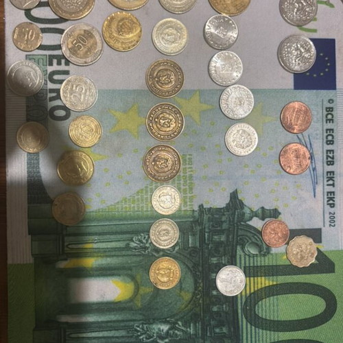 Coin set used from different countries