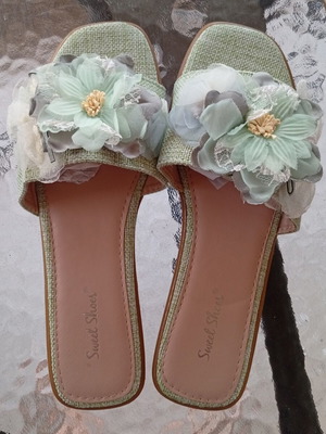 Summer shoes size 40 green new