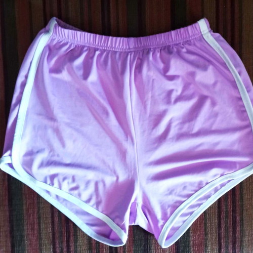 Set of 4 sports shorts like new, sizes XS-M, multicolor