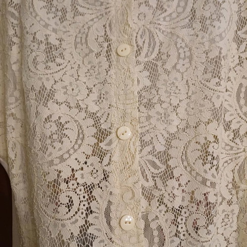 Silk blouse Camelot beige size M like new with lace and buttons