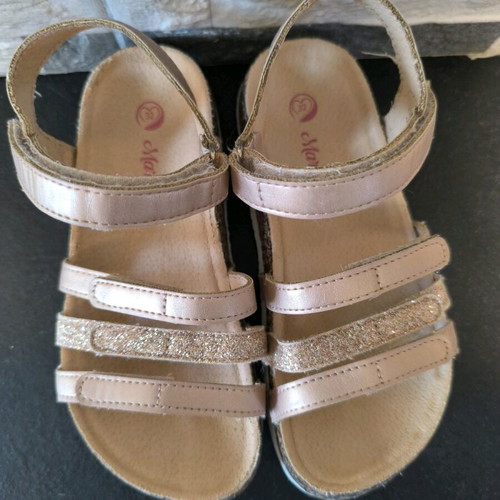 Girls' sandals used size 32