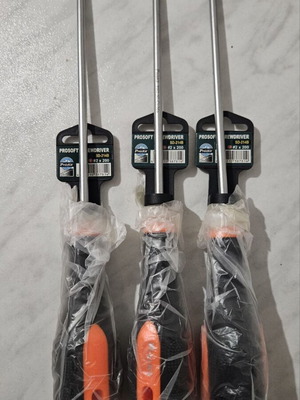 ШУРУБОВЕРТИ PROS KIT # 2 × 200
