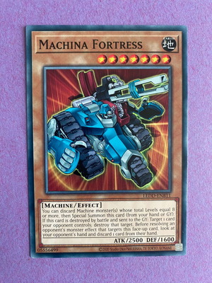 Yu-Gi-Oh! Card Machina Fortress like new