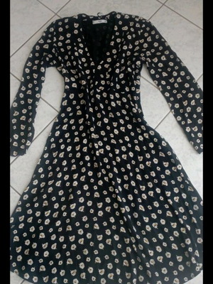 Mango midi dress black like new, 100% viscose