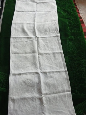 Tablecloth used