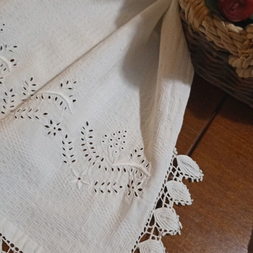 White Handmade Traditional Cutwork Runner Like New