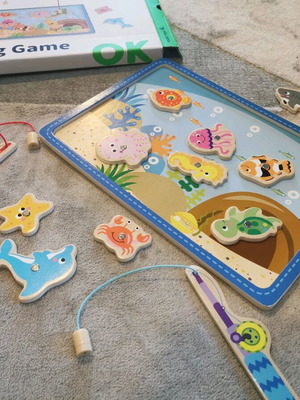 Magnetic Fishing Game like new with box