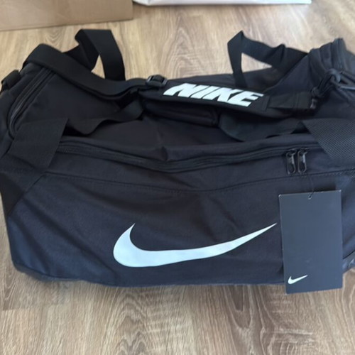 Nike travel bag 61 litres new, black