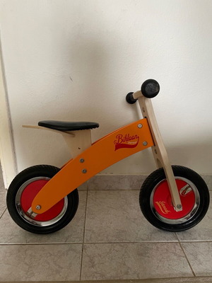 Janod wooden balance bike like new with air wheels