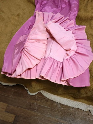 Pink dress made of taffeta with petticoat used, size M