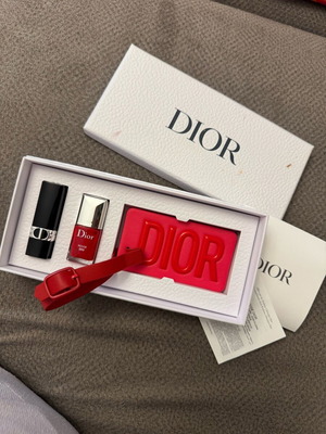 Dior VIP travel gift set new