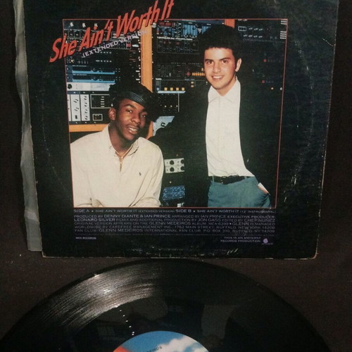 Glenn Medeiros Featuring Bobby Brown She Ain't Worth It vinyl used, pop