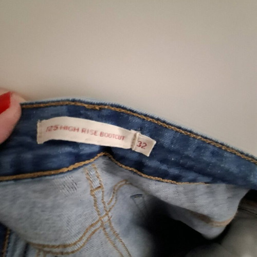 Levis blue bootcut straight jeans like new, size XL