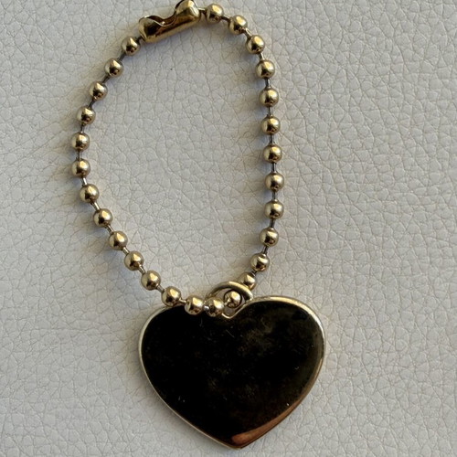 Gucci Heart Charm keychain like new, gold tone