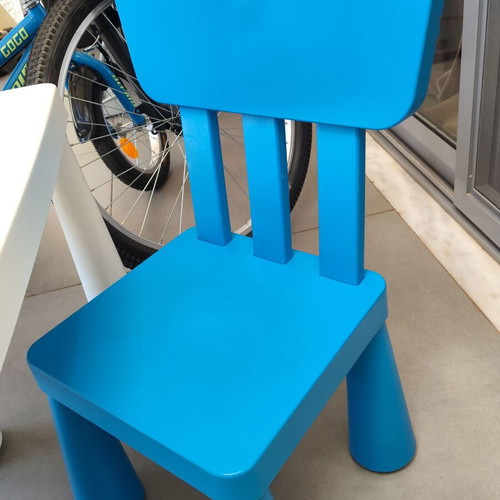 IKEA children's table and chairs like new, white and blue