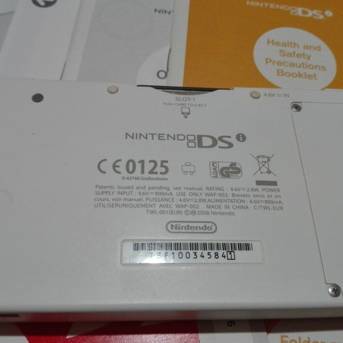 Nintendo DSi console used with Acekard 2i and 2GB microSD