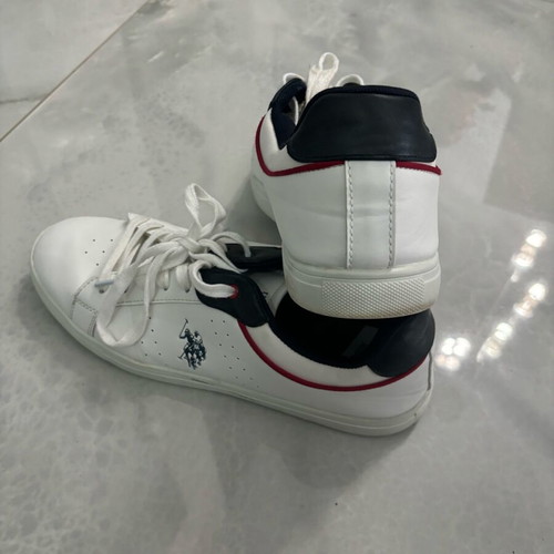 Casual Polo Club shoes like new, white, size 45