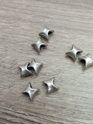 Μεταλλικά περαστά στοιχεία 10mm πακέτο 8 καινούργια