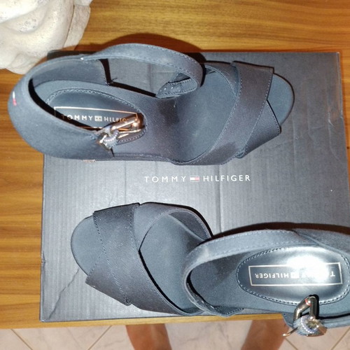 Tommy Hilfiger platform sandals, blue, size 38