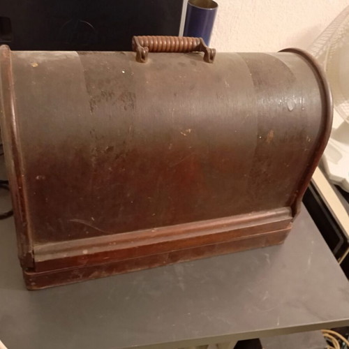 Vintage Singer sewing machine used