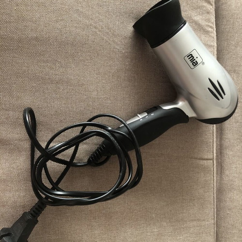 MIA Travel Hairdryer like new, practical and functional