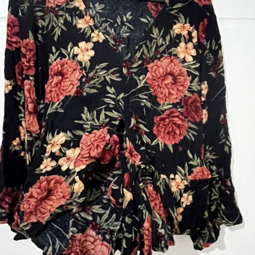 Floral blouse American Eagle used size M multicolor