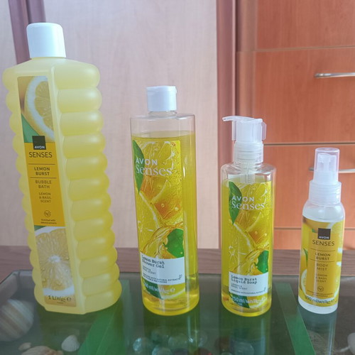 Avon Senses Lemon Burst bath products set, new
