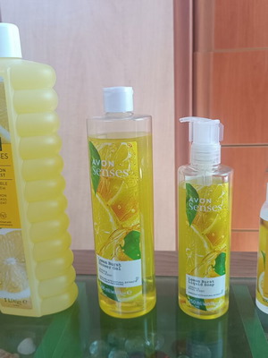 Avon Senses Lemon Burst bath products set, new