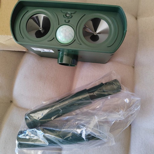 Timeless Tools HOP1000845-1 Solar Ultrasonic Animal Repeller new